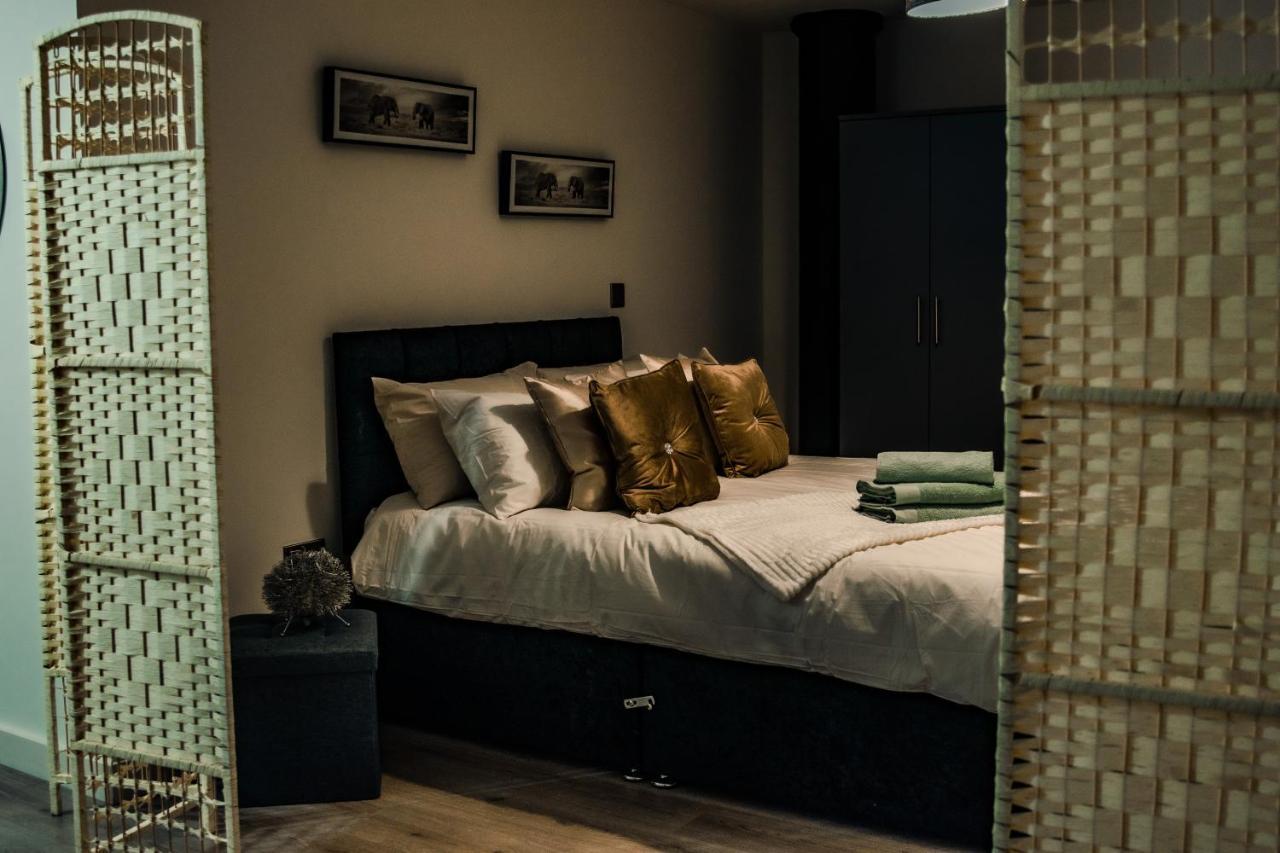 Bv Cosy Basement Apartment At Conditioning House Bradford  Eksteriør bilde